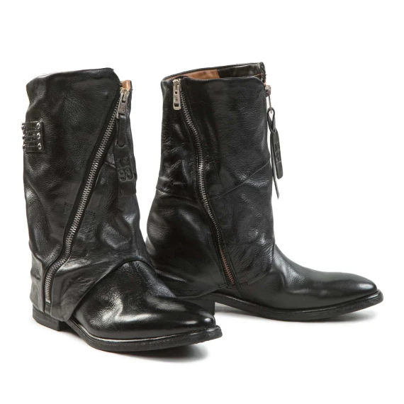 biker con zeppa interna in pelle nera