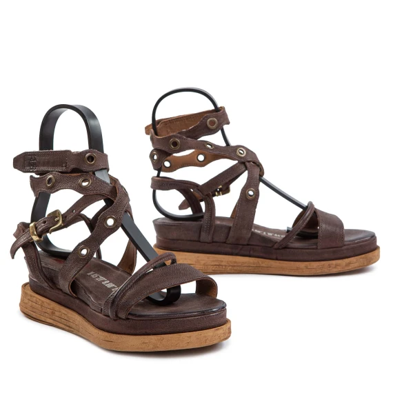 LAGOS wedge eyelets in ebony leather