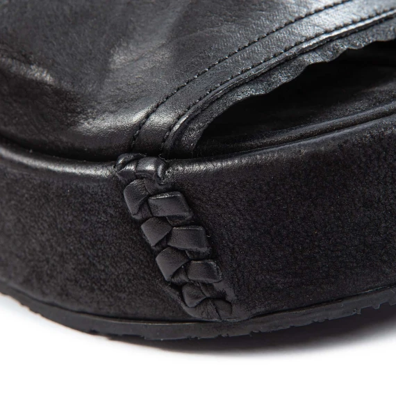 sabot asimmetrico MANOLA nero