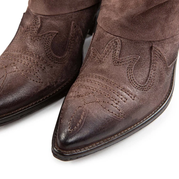 Camperos with ebony suede rings