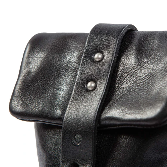 DAI black leather bag