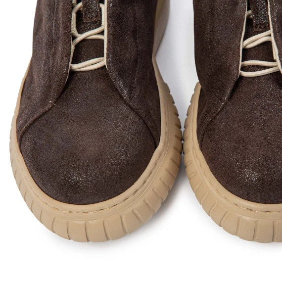 LIBI Uni Izumi Choco Sneakers