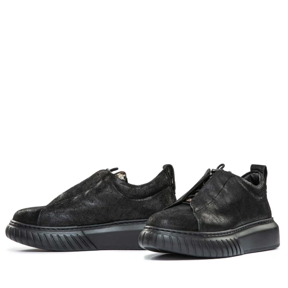 Black LIBI low-top sneakers andìafora