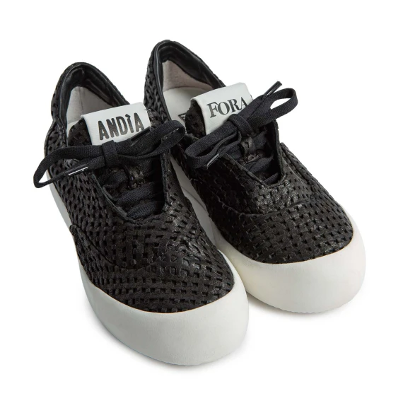 Black and white Nina sneakers andìafora