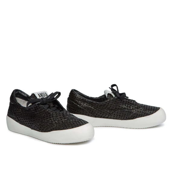 Black and white Nina sneakers andìafora