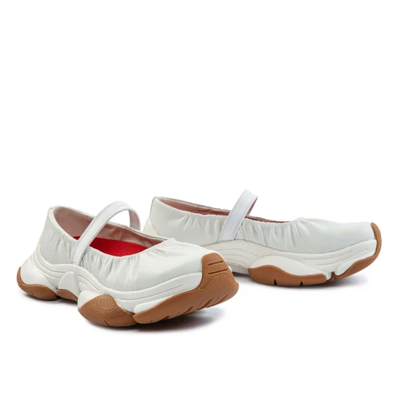 bebe KARTS in cream leather