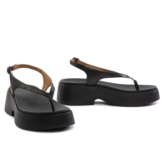 zeppa platform infradito in pelle nera