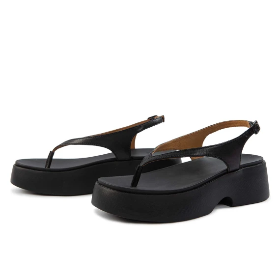 zeppa platform infradito in pelle nera