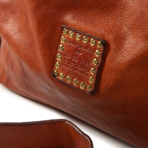 shopper VIOLA cognac con borchie