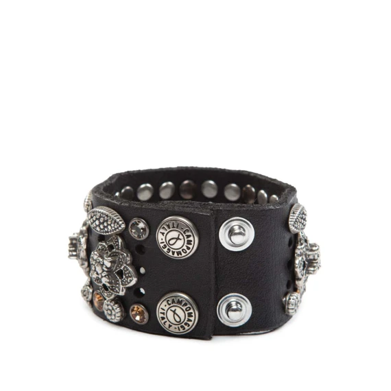 bracciale alto con borchie in pelle nera