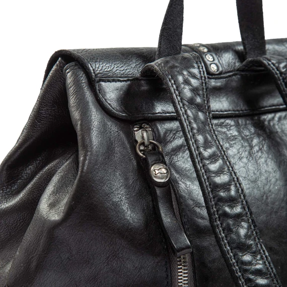 zaino CARLOTTA in pelle nera campomaggi