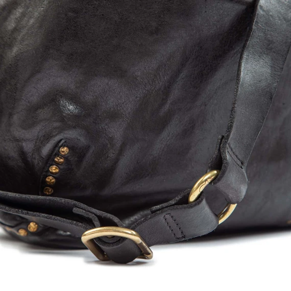 WANDA single-shoulder bag in black leather campomaggi