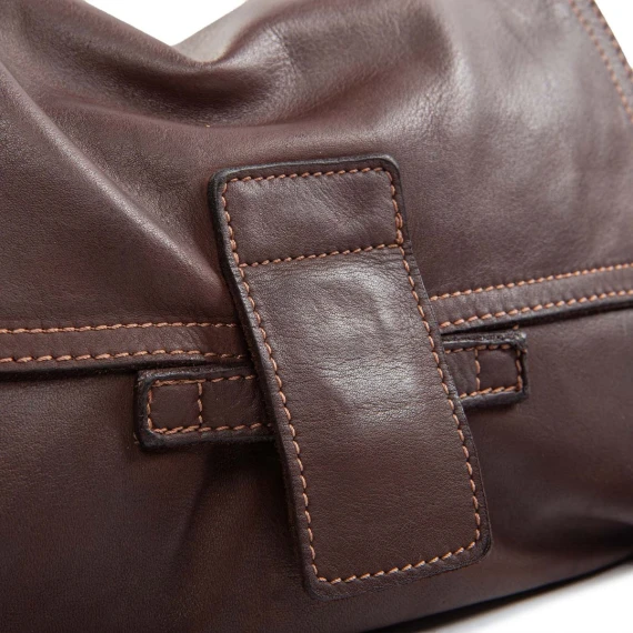 borsa con patta in pelle testa di moro