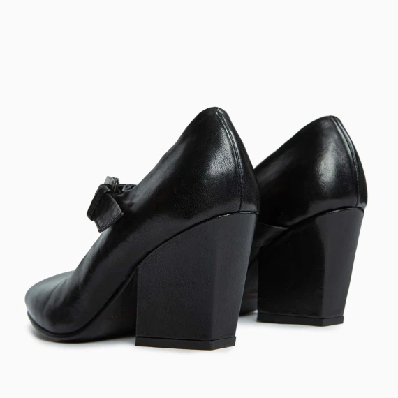 bebe punta quadra in pelle nera