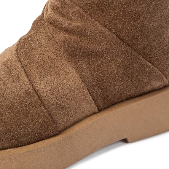 biker pieghe in camoscio beige