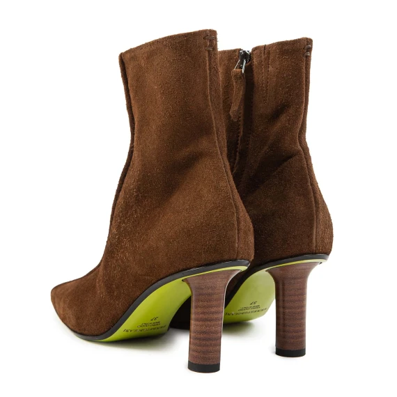 MOLLY ankle boots in cognac suede