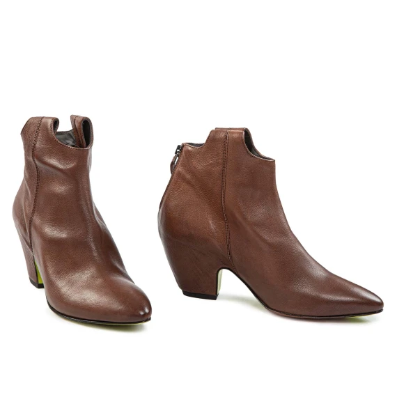 RITA Burnt Leather Camperos
