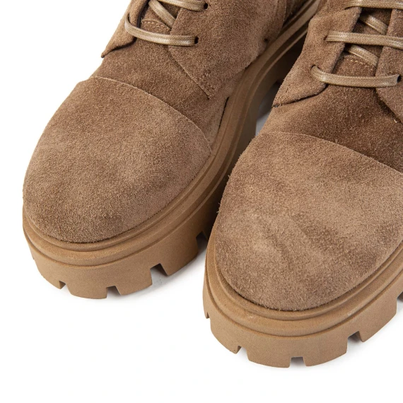 3/4-length combat boots with beige suede gaiters