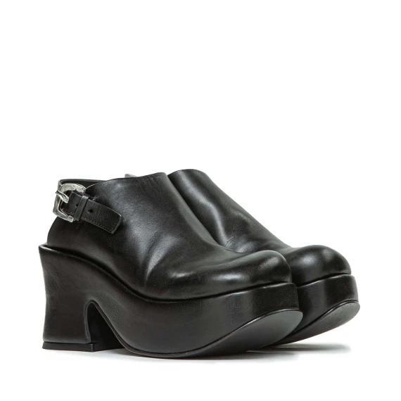 heeled clogs Ernesto Dolani