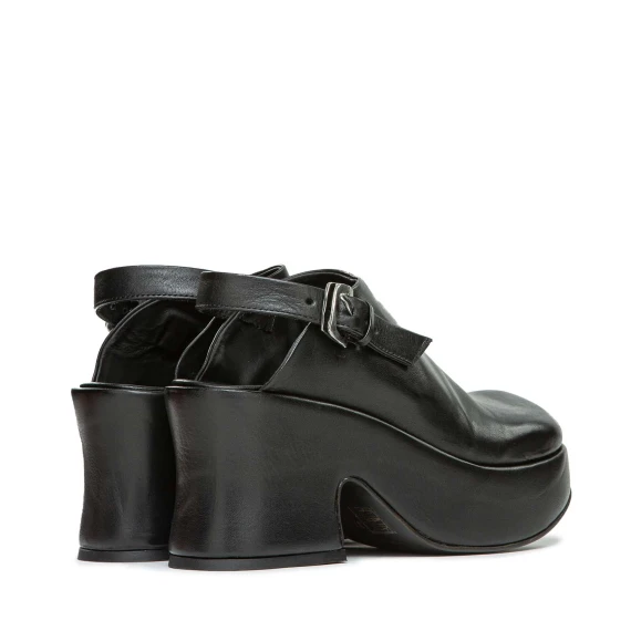 heeled clogs Ernesto Dolani