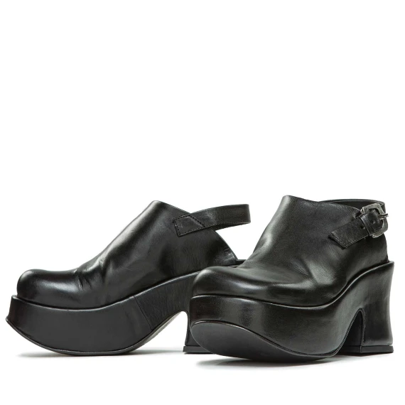heeled clogs Ernesto Dolani