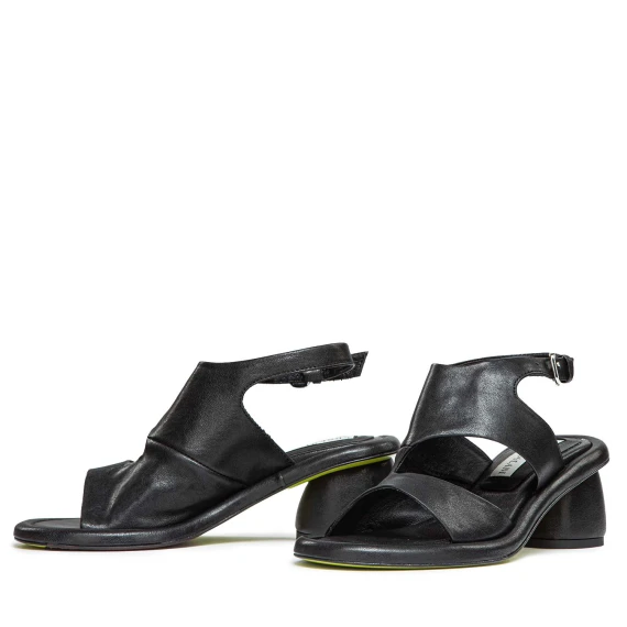 heeled sandal Ernesto Dolani