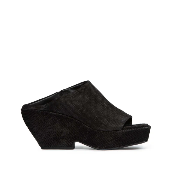 Sabot intagliato nero