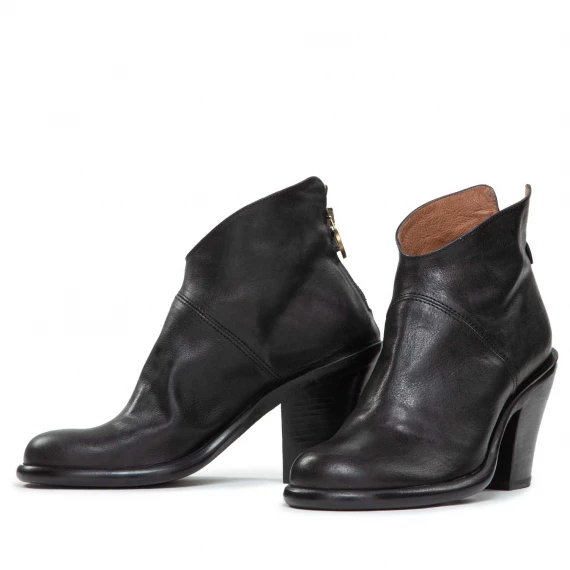 camperos AMIE in pelle nera