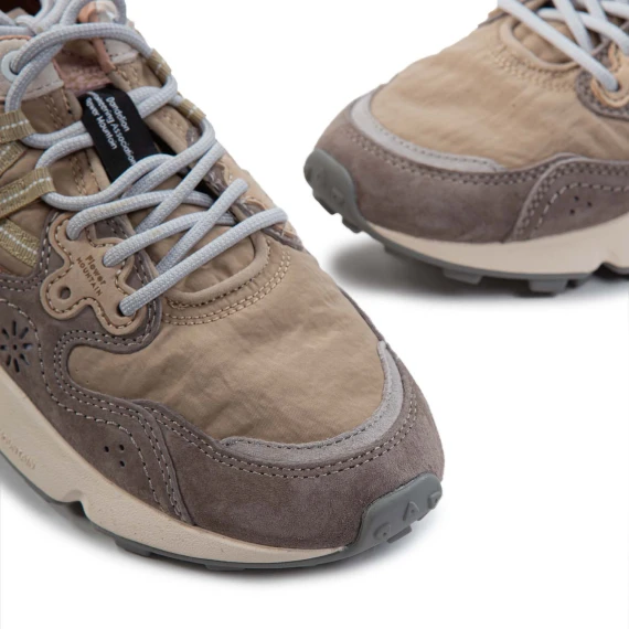 sneakers YAMANO con inserti in camoscio grigio