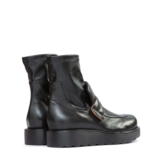 Stivaletto Chelsea in pelle nera ixos