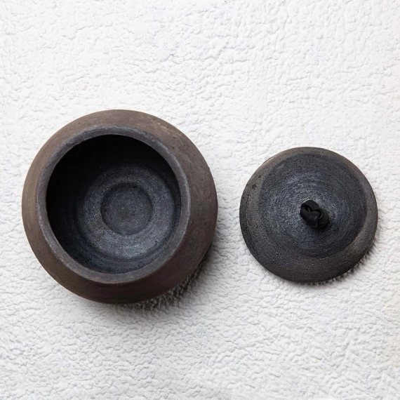 ceramica realizzata con tecnica Raku