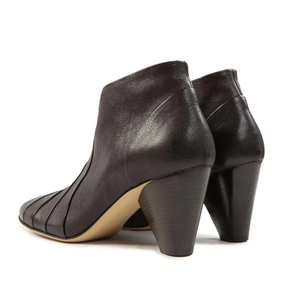 accollato con tacco a cono in pelle caffe