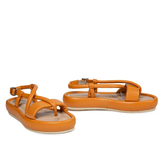 BASU sandal in orange leather