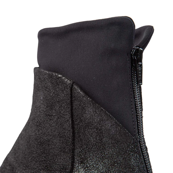 biker YAYA in pelle nera con cerniera posteriore
