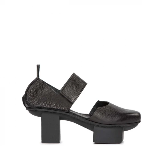 sandalo stile giapponese in pelle