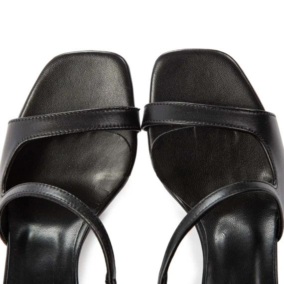 sandali stiletto in pelle nera