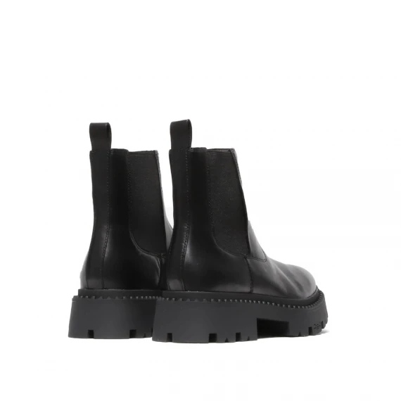 Stivaletto in pelle nera con elastico laterale