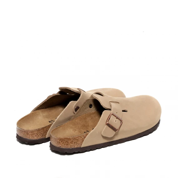 Ciabatta a sabot in pelle di nabuck oliata beige