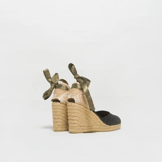 Espadrilla con zeppa in lino glitterato nero oro. Altezza totale cm 9. Platform cm1