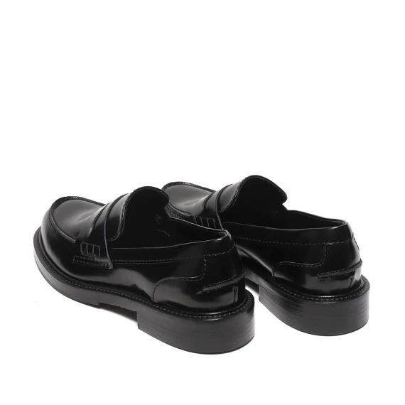 Mocassino con mascherina in pelle spazzolata nera