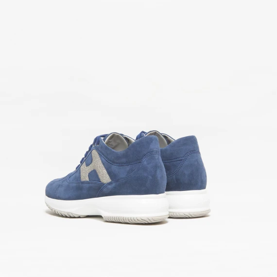 Sneaker Hogan Interactive in suede blu e H laterale glitter 