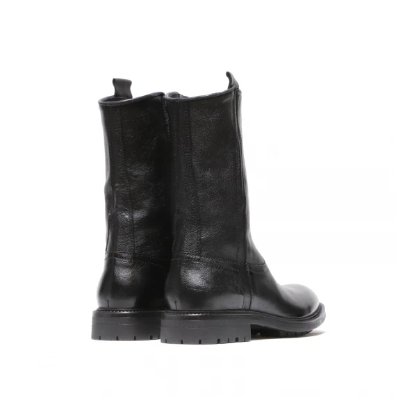 Stivaletto in bufalo nero