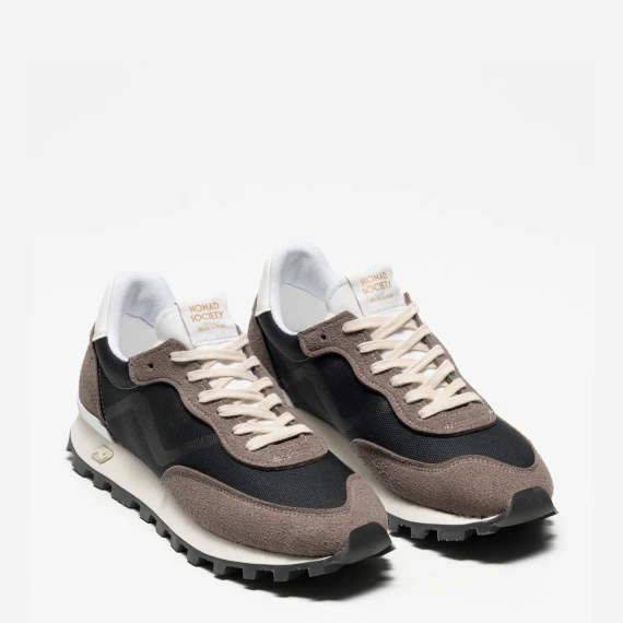 Sneakers in materiali Animal Free Certified nero e grigio