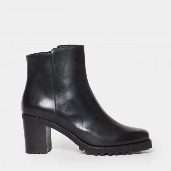 Stivaletto in morbida pelle nera
