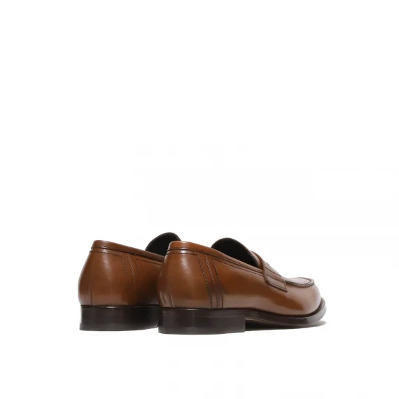 Mocassino con mascherina in pelle di vitello marrone