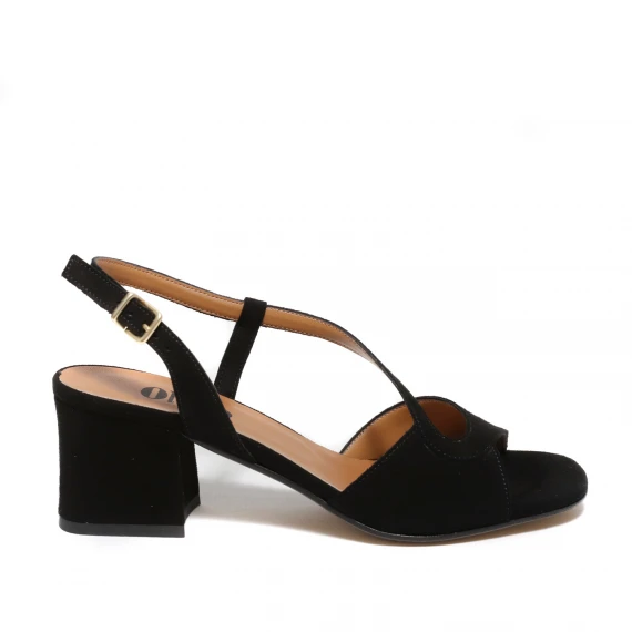 Sandalo con cinturino in suede nero