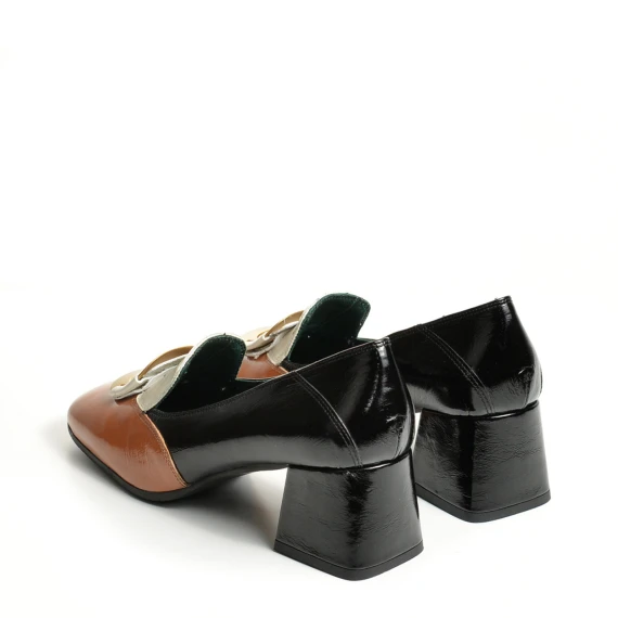 Montante vernice nera e whisky