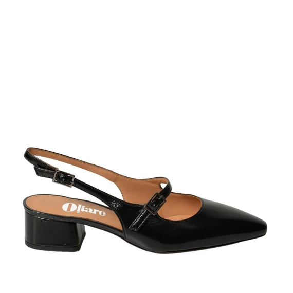 Slingback in vernice nera e listino sul collo del piede