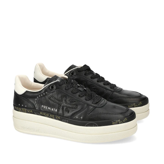 Sneakers Micol in pelle nera topponcino bianco