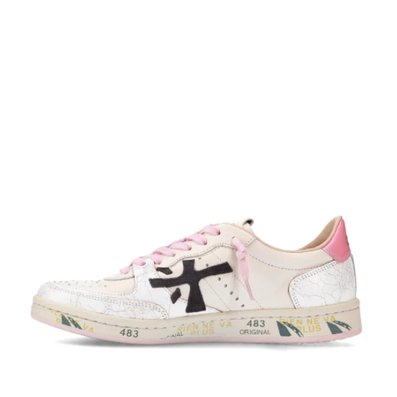 Sneakers Basket Clay in pelle burro con particolari rosa